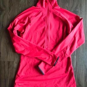 Nike pullover half zip
